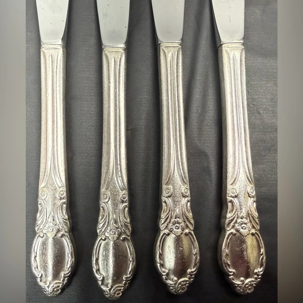 Vintage ONEIDA SILVER Park Lane-Chatelaine-Dowry (Silverplate)‎ Lot of 4 Knives